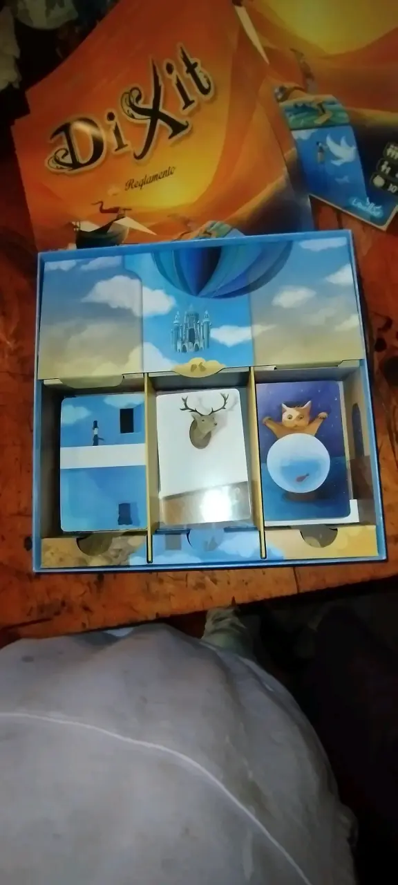 Juego de mesa Dixit para 3-8 jugadores - 3