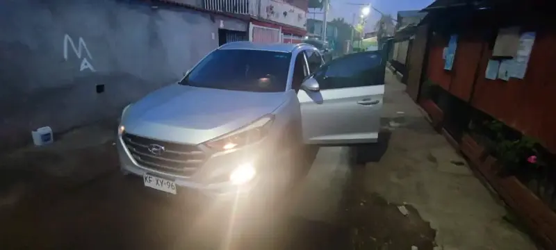 Hyundai Tucson SUV 2018 en buen estado - 4