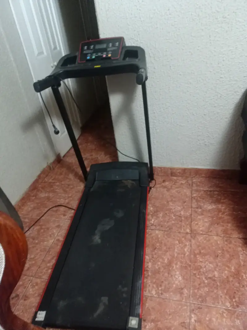Caminadora eléctrica plegable en buen estado - 2