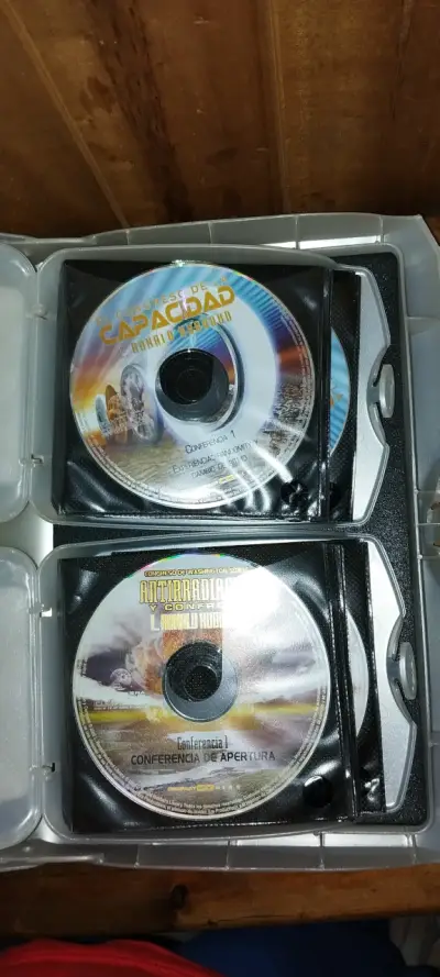 Colección de Conferencias de L. Ronald Hubbard en CD - miniatura 3