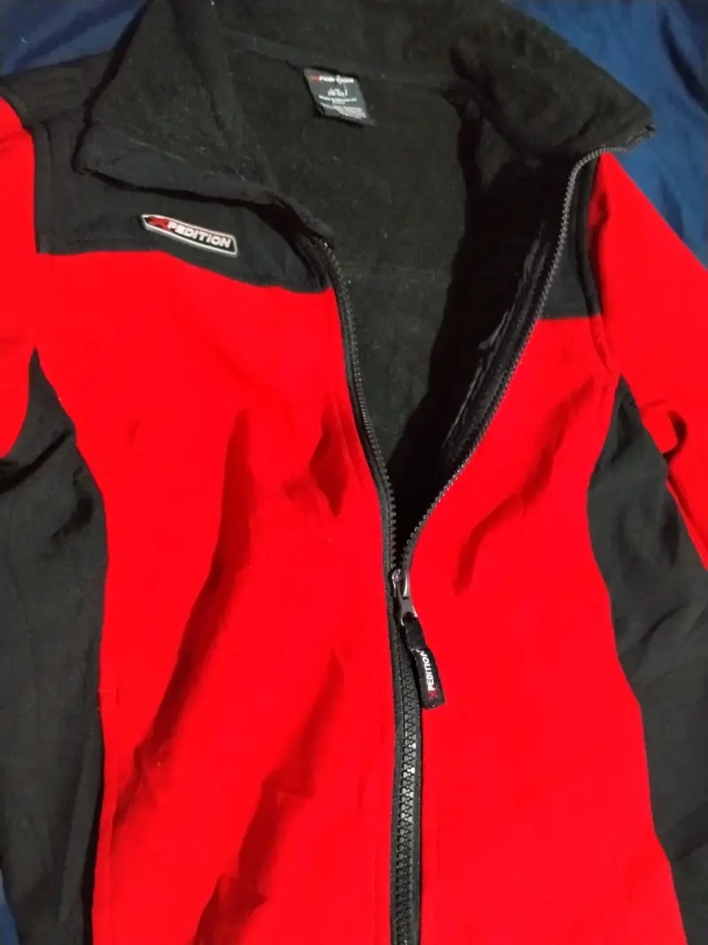 Chaqueta softshell roja y negra - 2