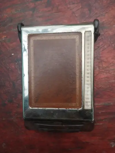 Archivador vintage Bates List Finder Cavalier - miniatura 1