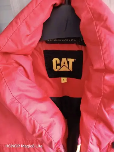 Chaleco acolchado rojo Caterpillar para hombre - miniatura 3