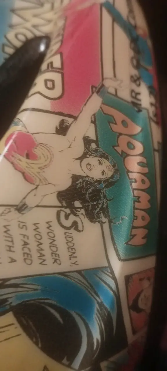 Casco de bicicleta con diseño de cómic - 5
