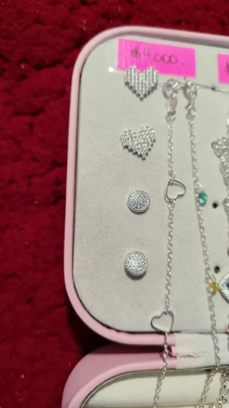 Collares y Pulseras de Plata con Dijes Variados - 3