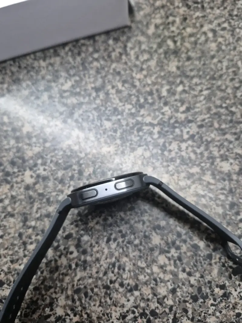 Samsung watch 8 - 4