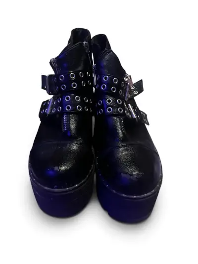 Botines Negros de Cuero con Hebillas - miniatura 1