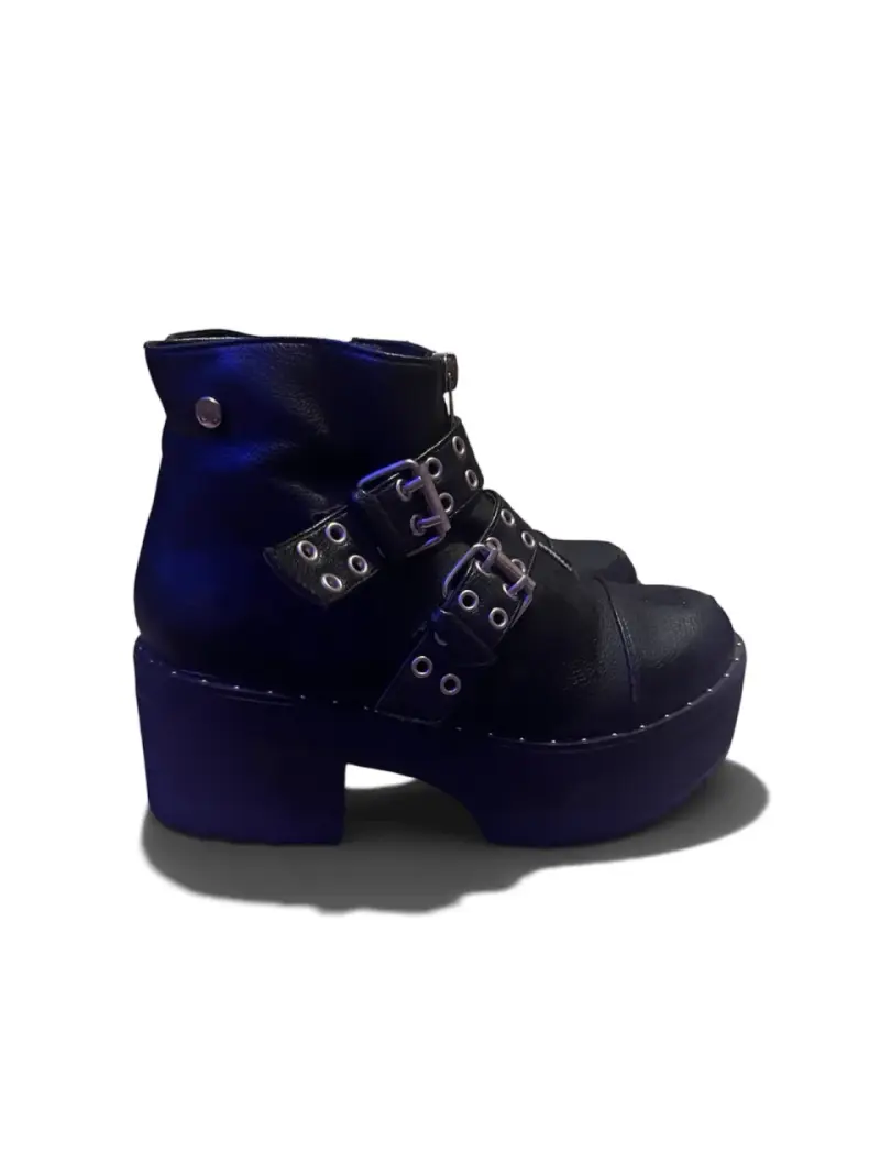 Botines Negros de Cuero con Hebillas - 3