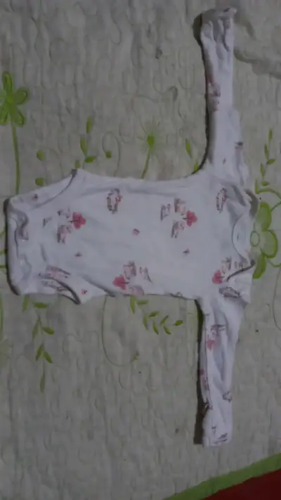 Body de bebé Carter's con estampado floral - miniatura 1