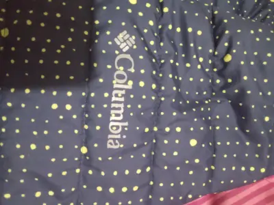 Chaqueta Columbia con capucha para mujer - miniatura 2