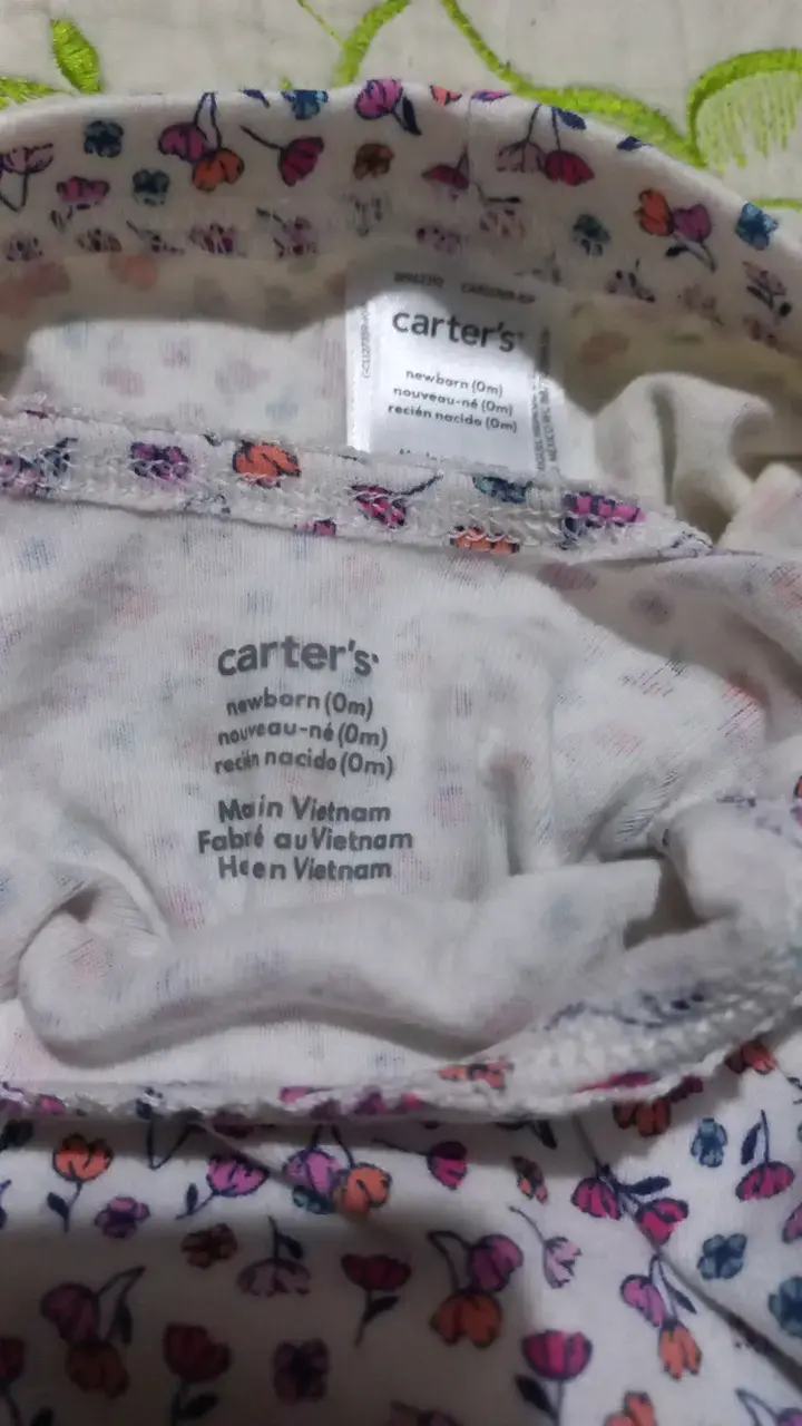 Conjunto de bebé estampado de mariposas Carter's - 4