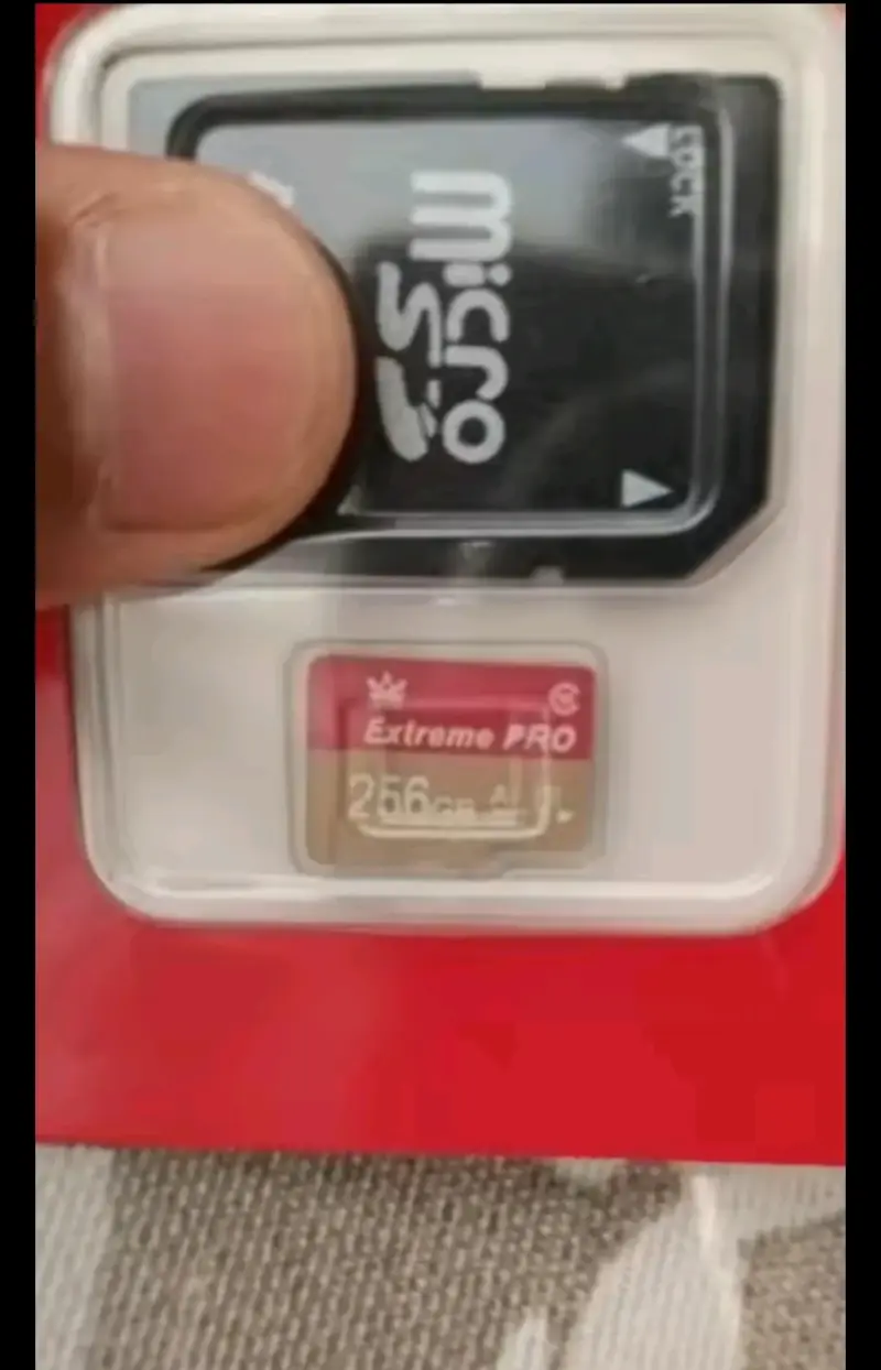 Tarjeta MicroSD 256GB Extreme Pro con Adaptador - 1