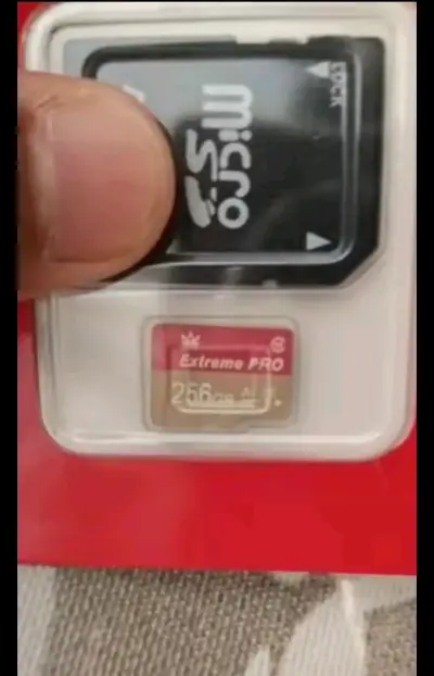 Tarjeta MicroSD 256GB Extreme Pro con Adaptador - miniatura 1