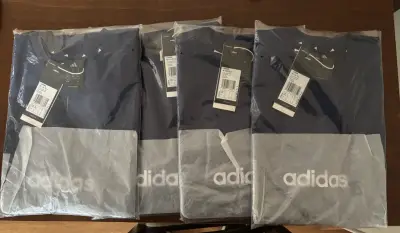 Polera Adidas azul marino para hombre - miniatura 1