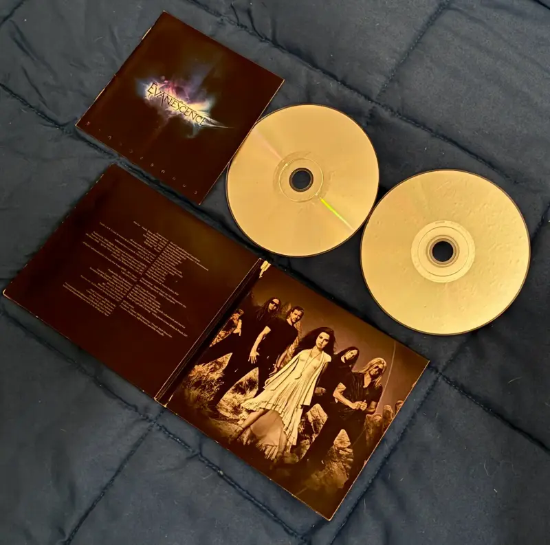 Evanescence 2011 (Deluxe) - 4
