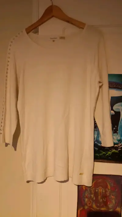 Polera blanca Calvin Klein con detalles en mangas - miniatura 3