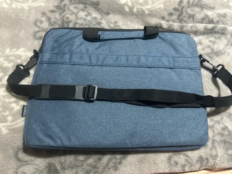 Maletín azul para notebook con correa ajustable - 2