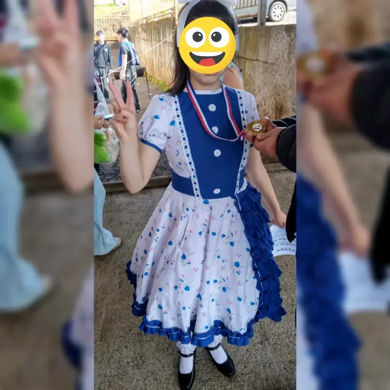 Vestido de baile folclórico azul y blanco - 1