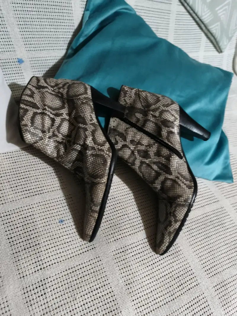 Zapatos de tacón alto azul oscuro elegantes - 2
