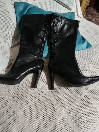 Zapatos de tacón alto azul oscuro elegantes - miniatura 3
