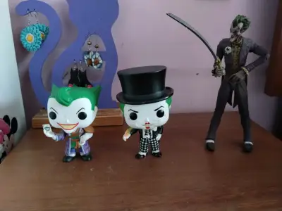 Colección de figuras Funko Pop del Joker - miniatura 3