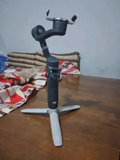 Estabilizador DJI Osmo Mobile 6 para Smartphone - miniatura 4