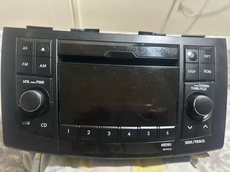 Radio de auto Suzuki Swift 2014 - 2