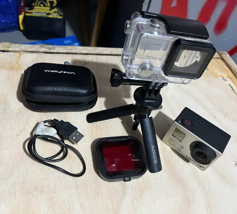Cámara de acción GoPro Hero3+ con accesorios - 4