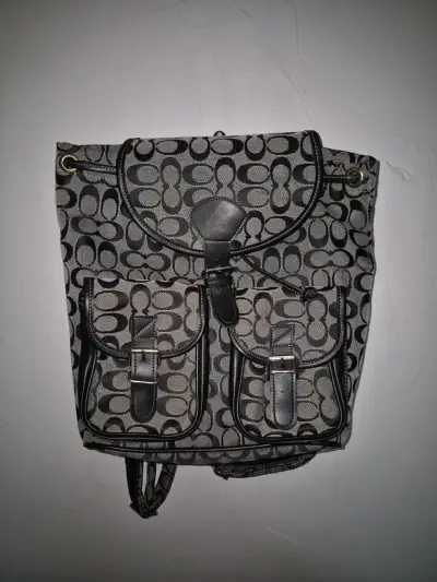 Mochila Coach, normal y pequeña - miniatura 1