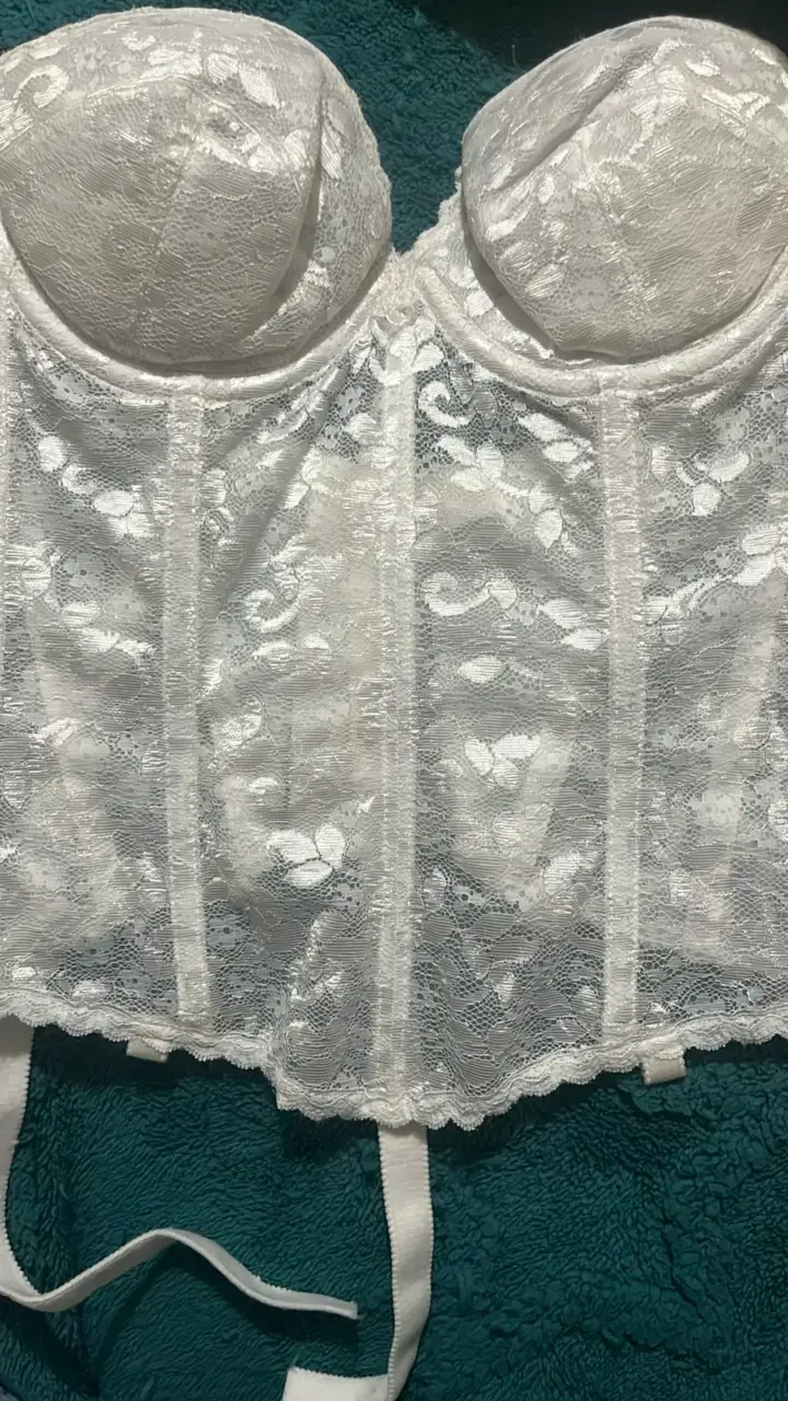 Corset de encaje blanco elegante - 3