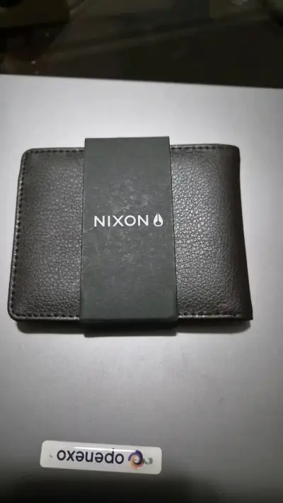 Billetera de cuero vegano Nixon Café - miniatura 1