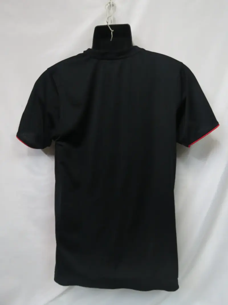 Camiseta deportiva Nike negra con franja roja y blanca - 5