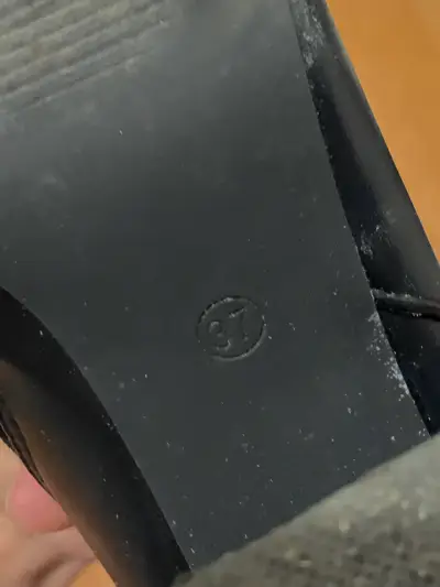 Botas negras de cuero talla 37 - miniatura 3