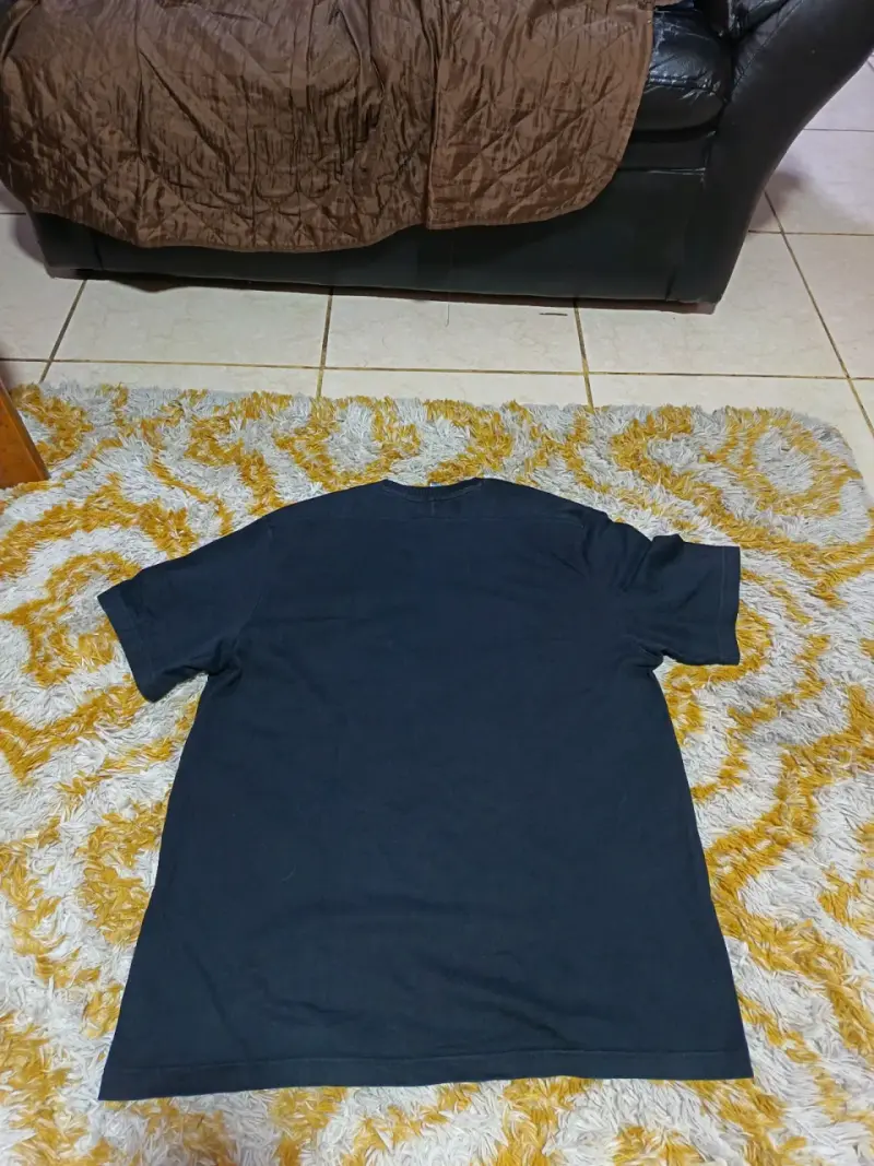 Polera negra Adidas para hombre - 4