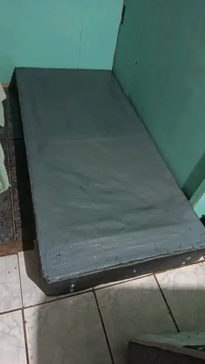 Vendo cama europea de 1 plaza marca Celta - miniatura 2