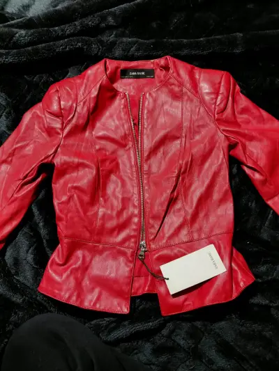 Chaqueta de cuero roja Zara Basic - miniatura 1