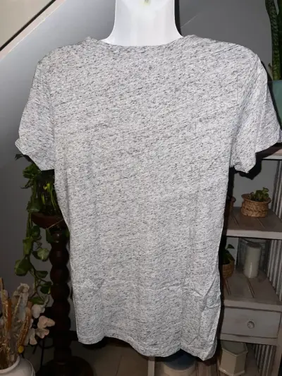 Polera gris GAP - miniatura 2