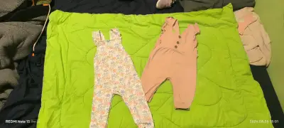 Conjunto de ropa para bebé con diseños variados - miniatura 5