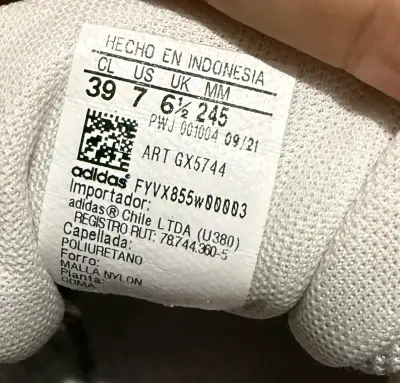 Zapatillas blancas Adidas con detalles rosados - miniatura 5