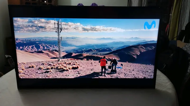 Televisor LED Haier de 32" en buen estado - 3