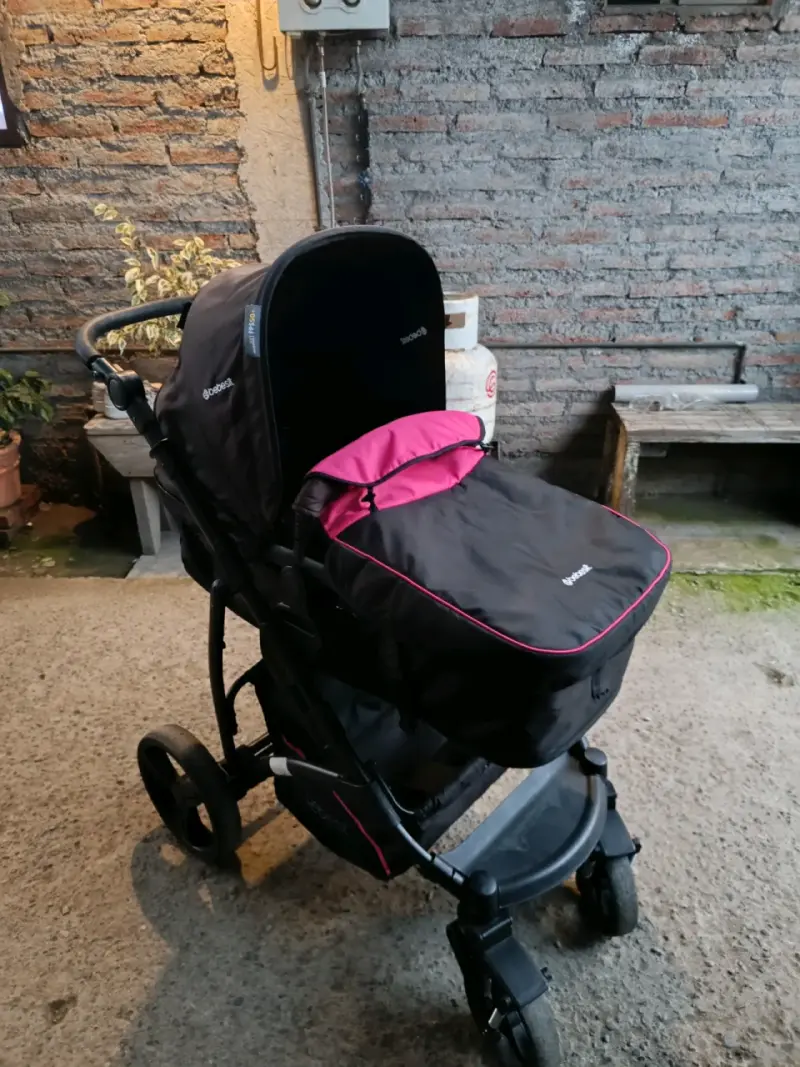 Silla de comer y coche Moisés. - 4