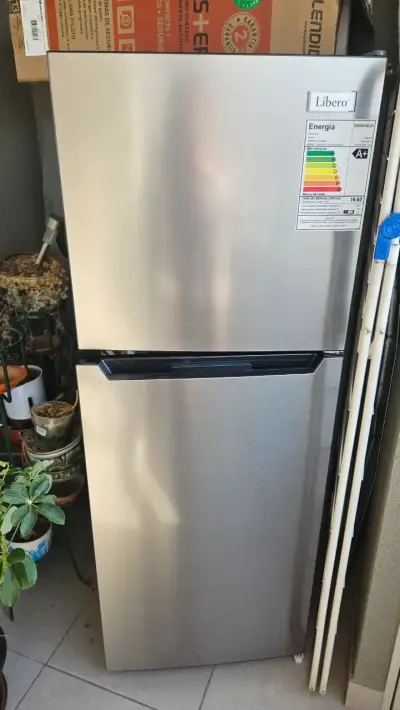 Refrigerador Libero de acero inoxidable con eficiencia A+ - miniatura 1