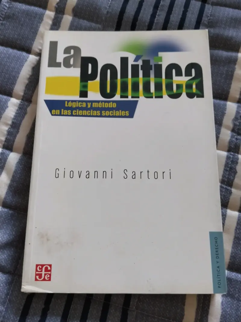 Libro 'La Política' de Giovanni Sartori