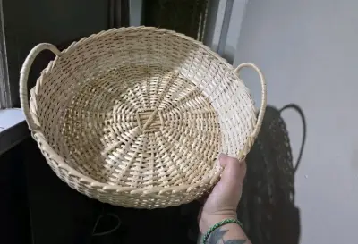 Canasto o frutero de mimbre con asas - miniatura 1