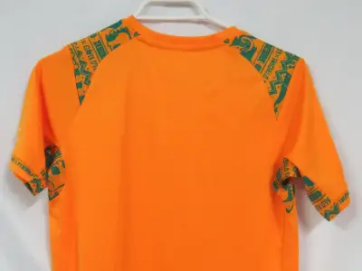 Camiseta Puma Costa de Marfil Naranja talla 12 - miniatura 3