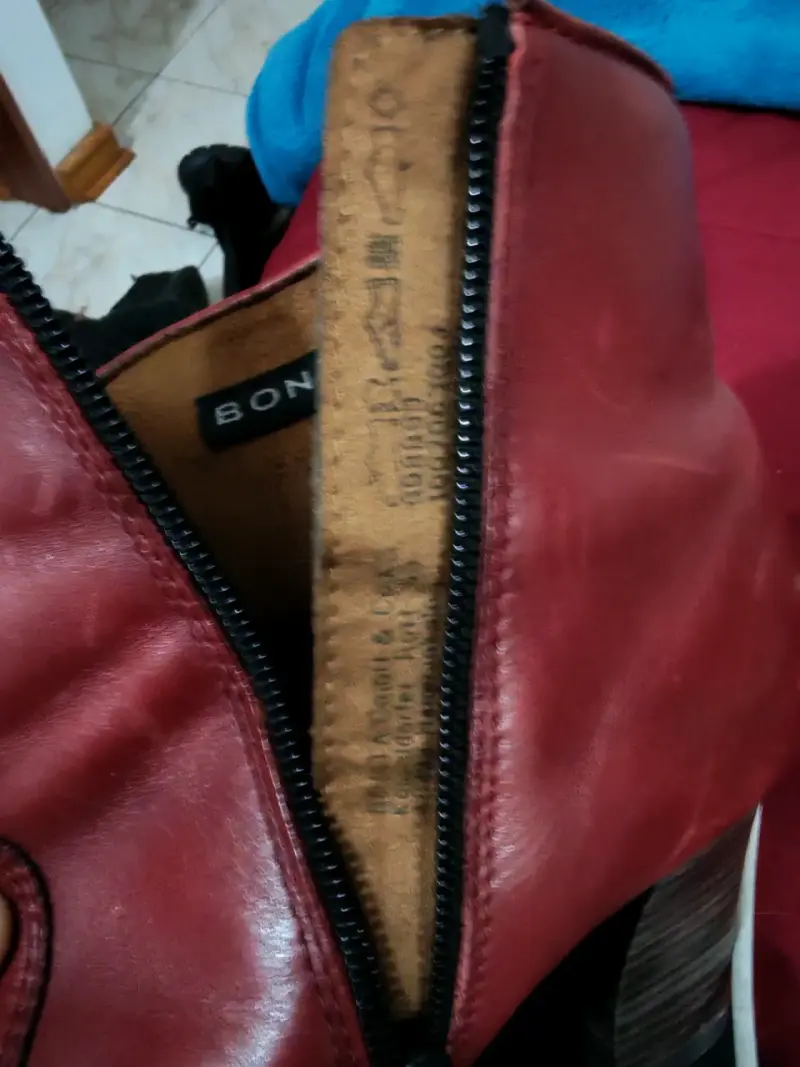 Botines de cuero rojos con tacón alto - 6