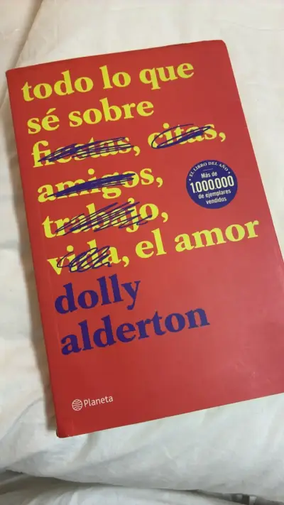Libro 'Todo lo que sé sobre el amor' de Dolly Alderton - miniatura 1
