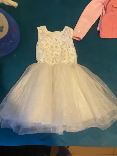 Vestido de fiesta blanco para niña talla 5 años - miniatura 1
