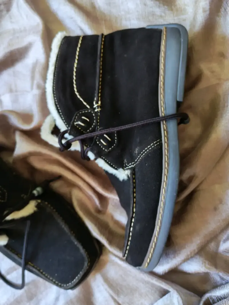 Botines de invierno Hush Puppies negros con forro - 5