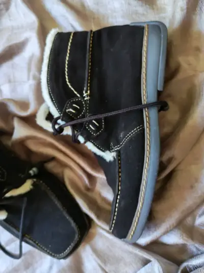 Botines de invierno Hush Puppies negros con forro - miniatura 5